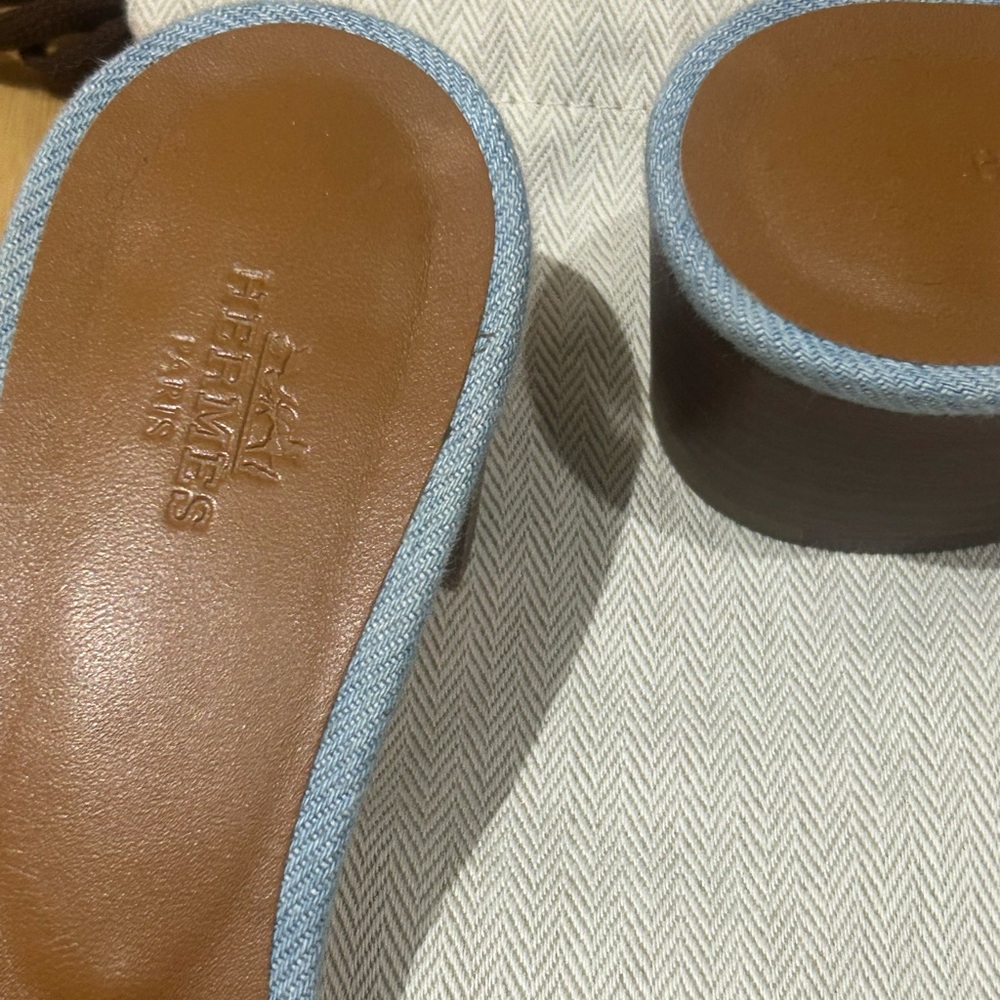 Hermes Light Blue Denim Oasis Sandals size 38 - Picture 5 of 11